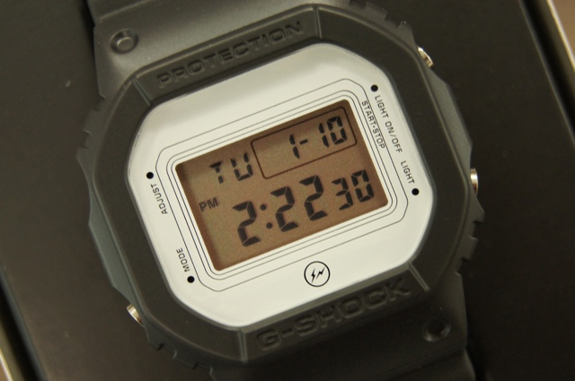 DW-5600VT UCS 10周年記念モデル